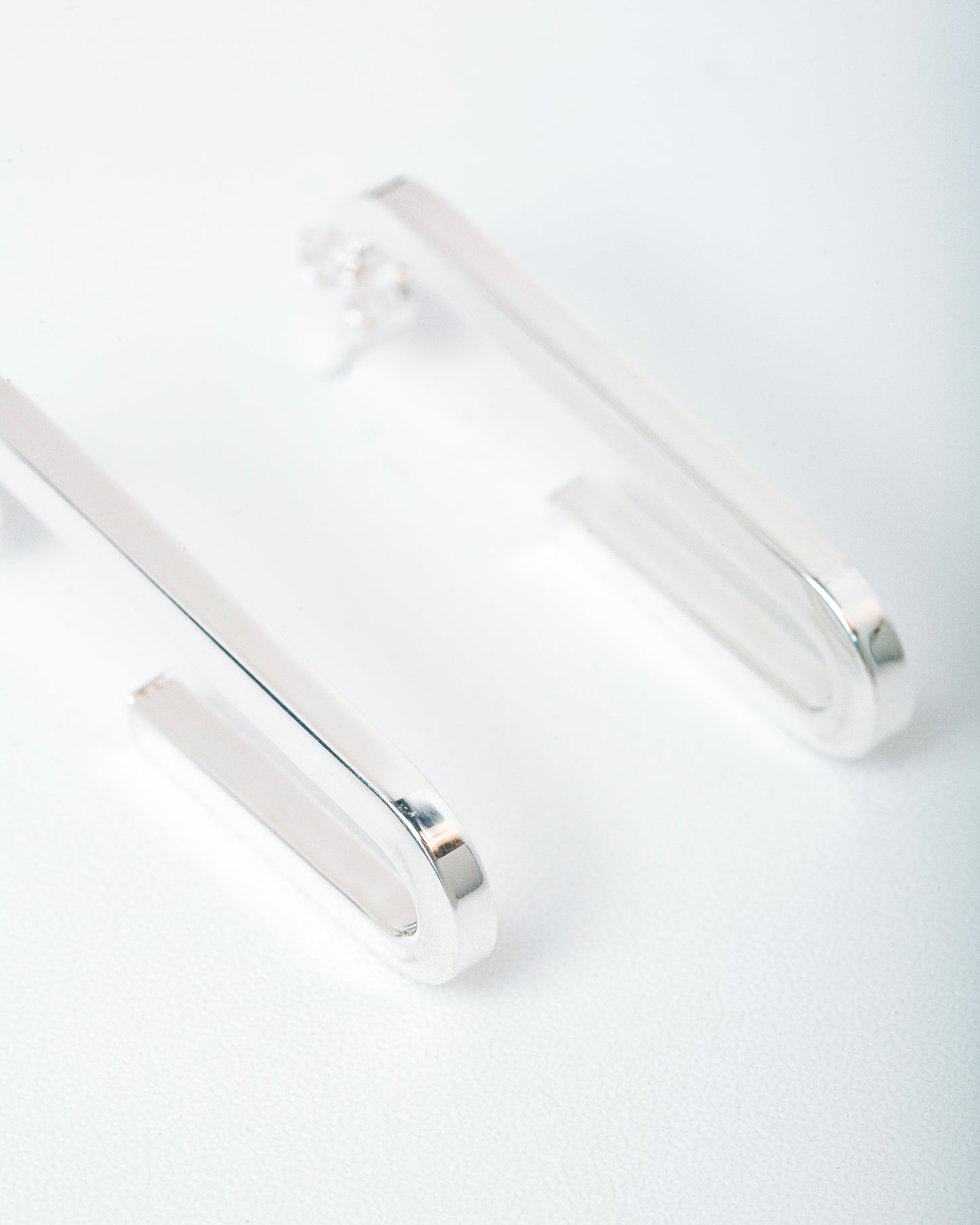 CLASSIC LOOP - Sterling silver / Rhodium plating