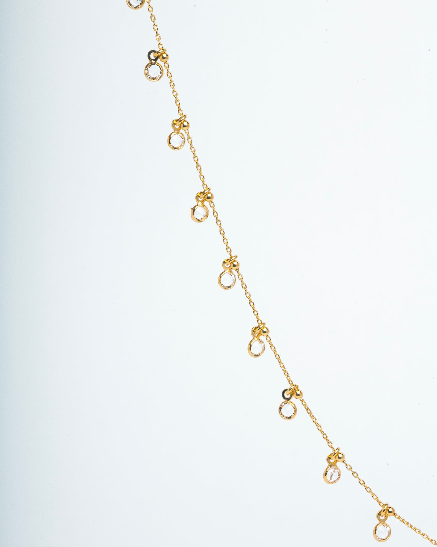 AAMU NECKLACE - CLEAR CRYSTALS