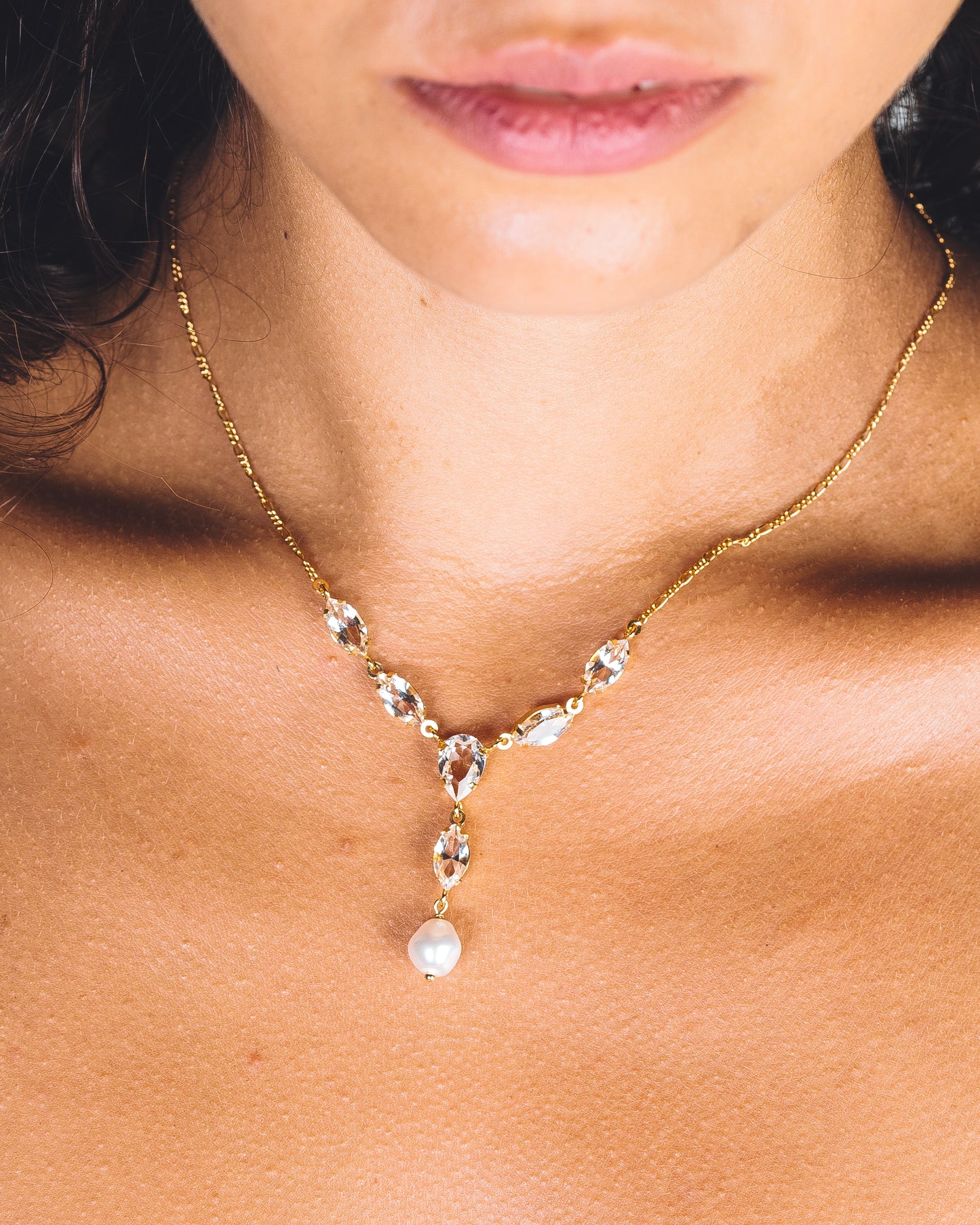 COLLAR MAYA - Perla con Cristales transparentes
