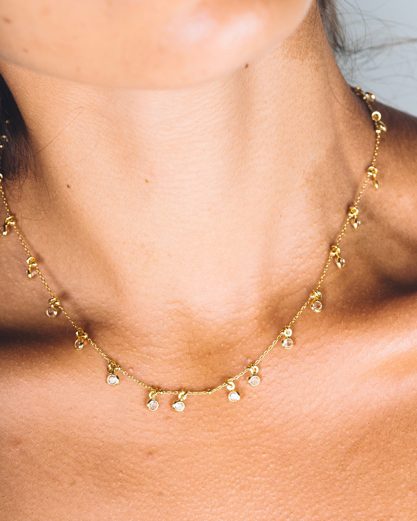 AAMU NECKLACE - CLEAR CRYSTALS
