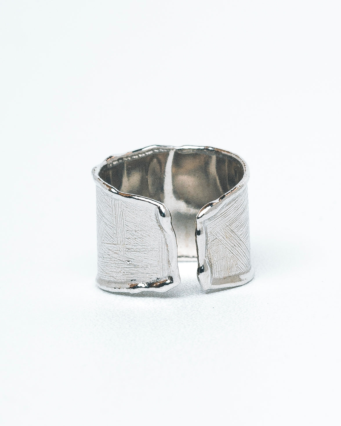 GAIA RING - Sterling Silver / Rhodium plating