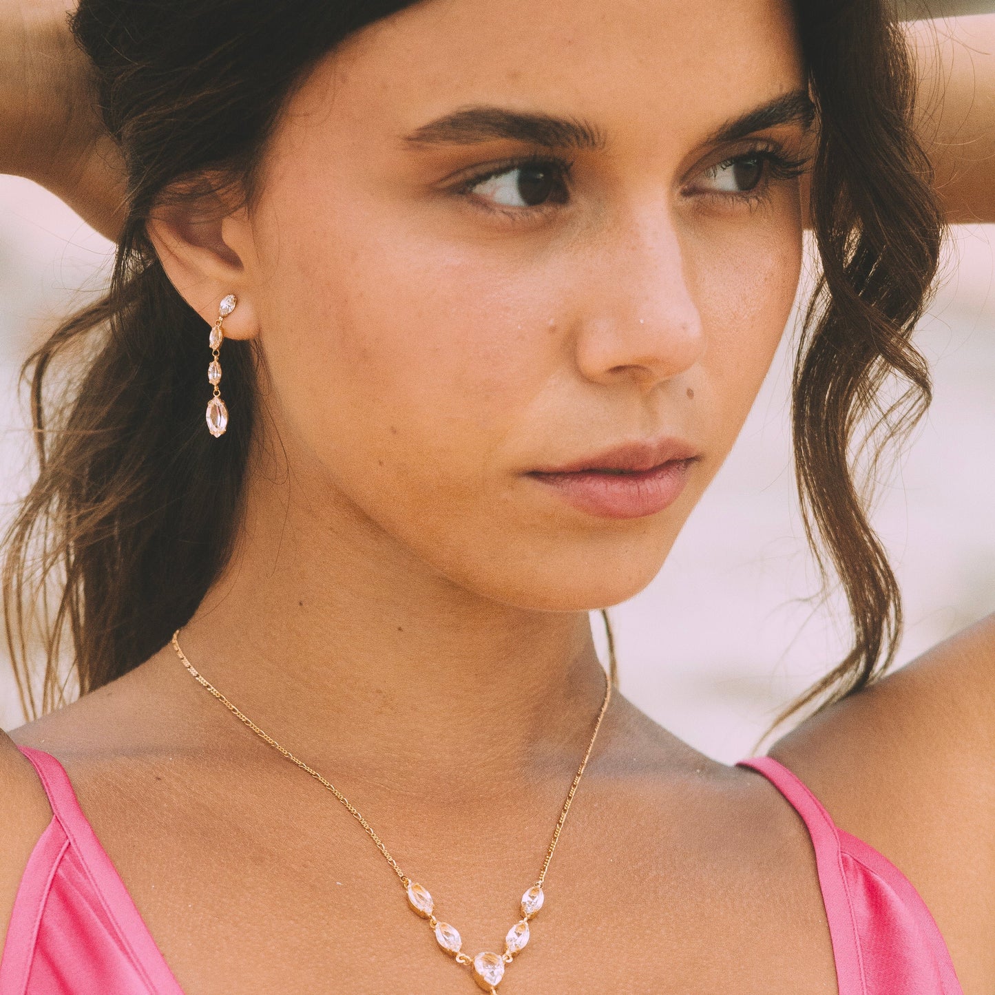 LUMI EARRINGS - Clear Crystals