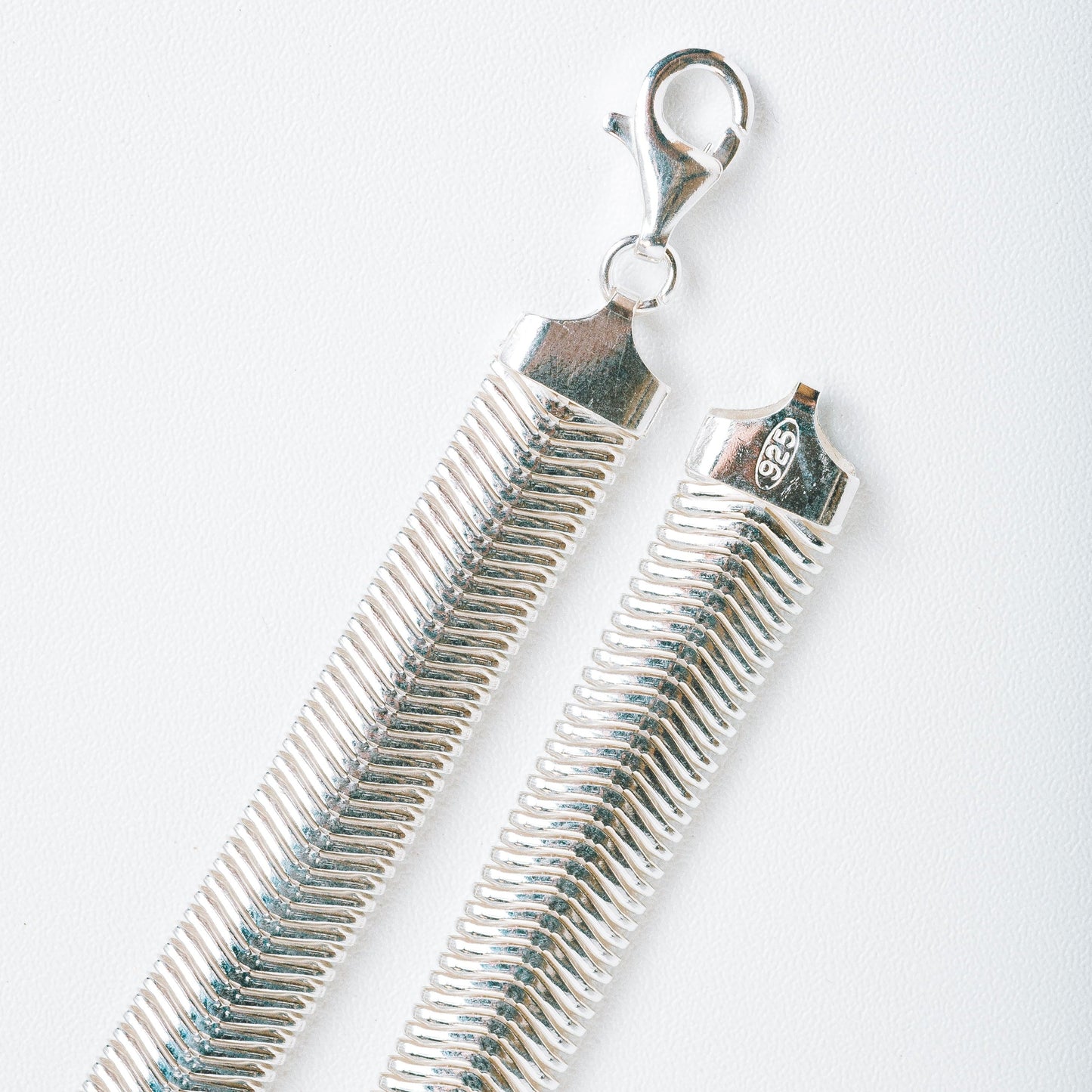 FREJA SNAKE NECKLACE - Sterling Silver / Rhodium-plating